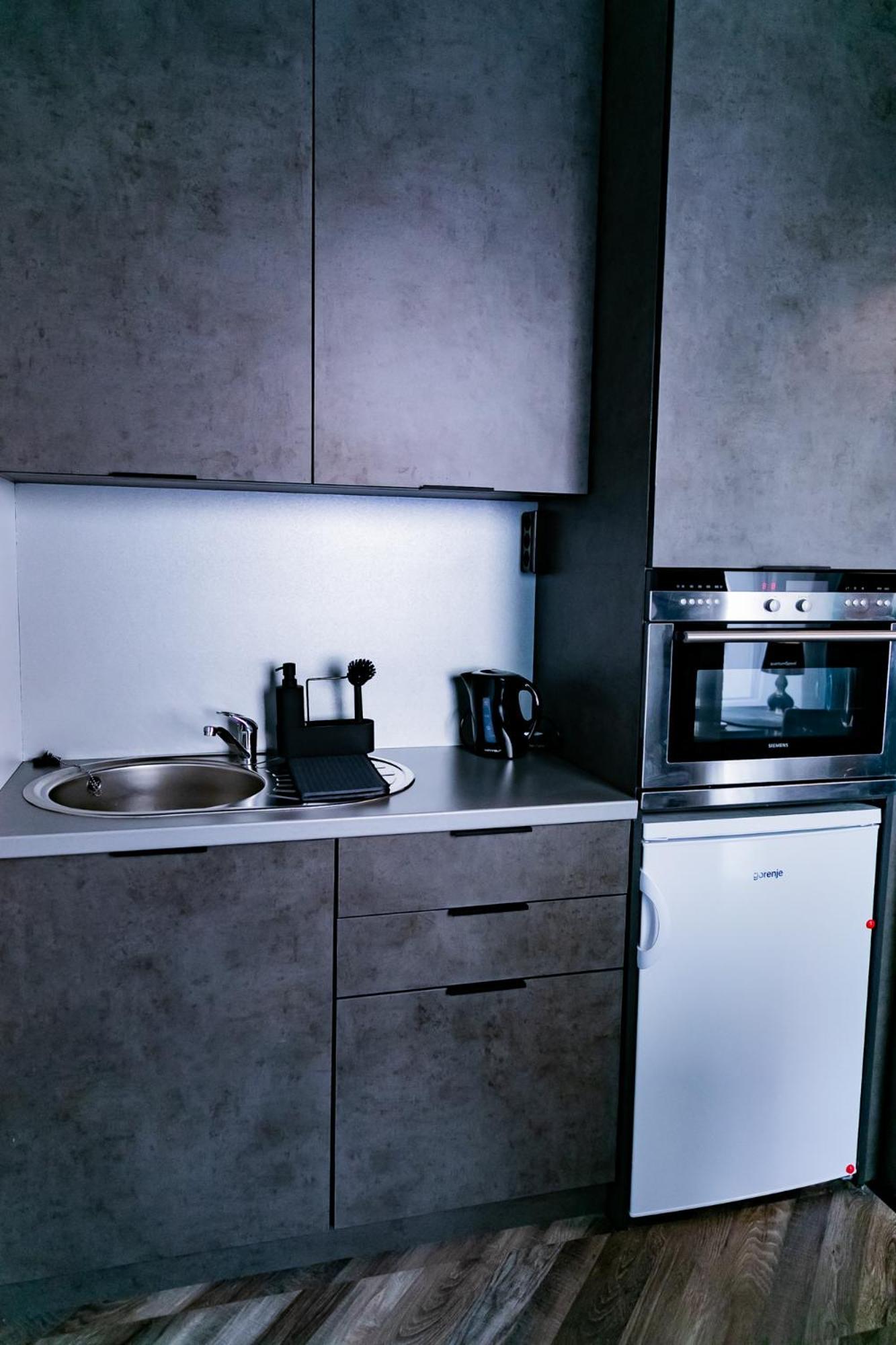 Motel1- A Megfizetheto Luxus! Dunaújváros エクステリア 写真