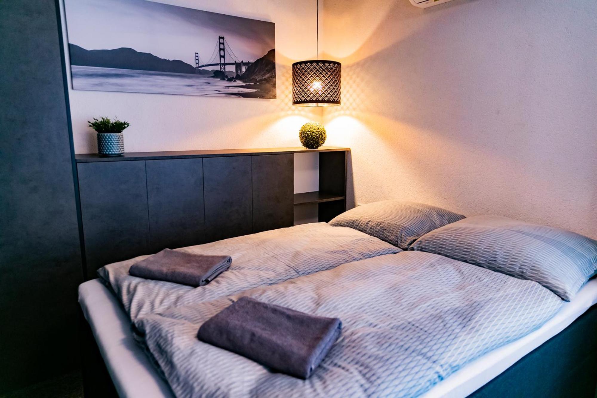 Motel1- A Megfizetheto Luxus! Dunaújváros エクステリア 写真