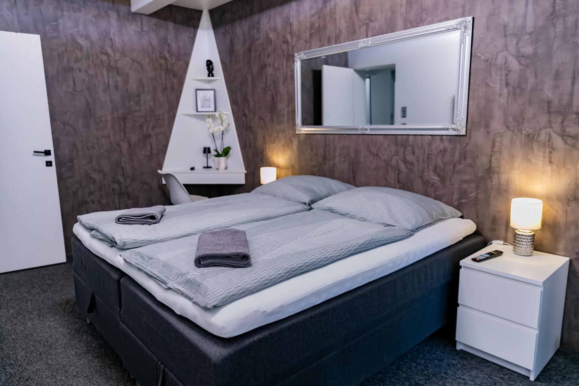 Motel1- A Megfizetheto Luxus! Dunaújváros エクステリア 写真